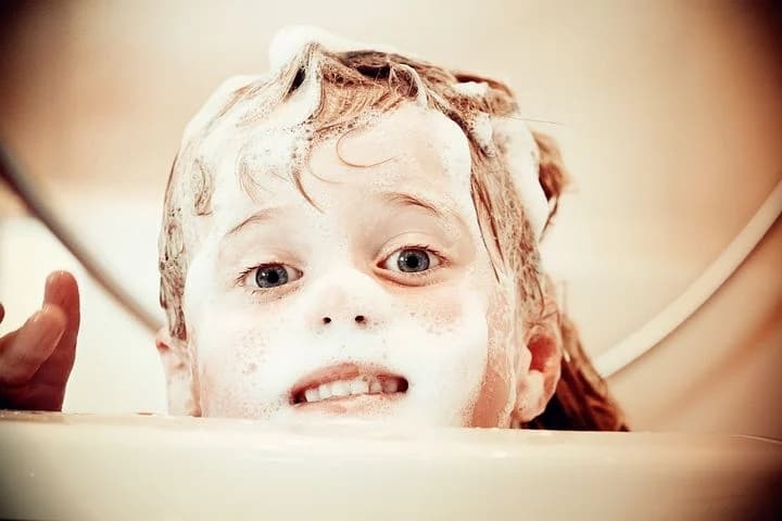 How often you should bathe a toddler