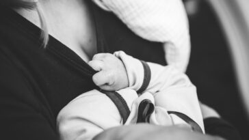 Can I Take Probiotics While Breastfeeding - Are They Safe?